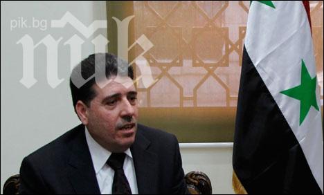 Сирийският премиер оцеля при бомбен атентат 