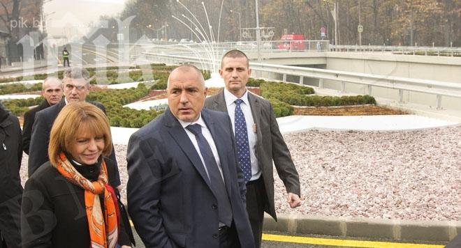 Борисов подписал скандален договор за имот