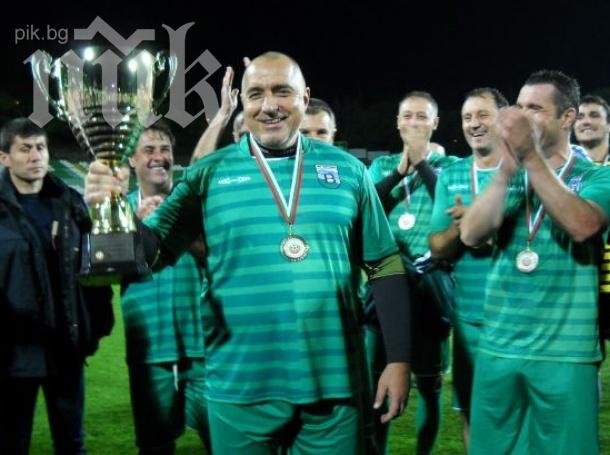 Марин Райков умува интересни ли са маршрутите на Борисов с фалкона