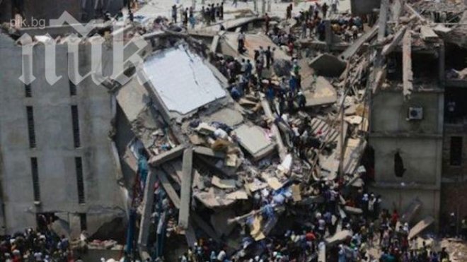 Бебе се роди под отломките на рухнала осеметажна сграда