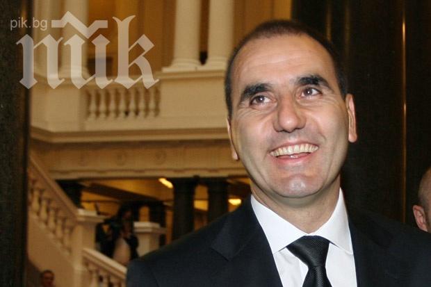 Цветан Цветанов избяга в Германия 