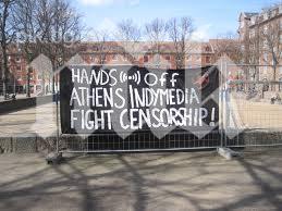 63 задържани на протест в подкрепа на опозиционно радио в Атина