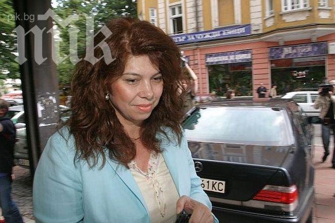 Илияна Йотова: Който от ГЕРБ проговори, ще излети от листите