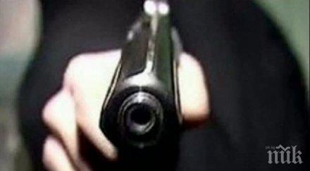 афганистанец застреля доброволка грижела година