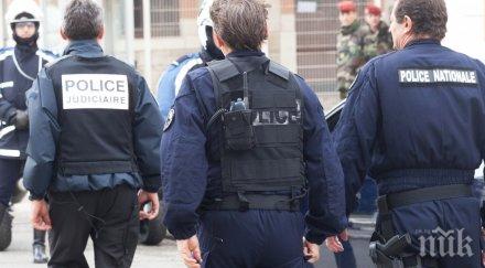 зверство мъж атакува две жени чук франция крещи аллах акбар