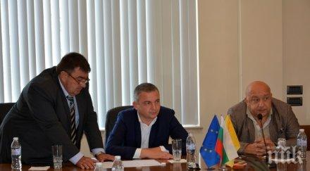 министър кралев обеща нов спортен салон вълчи дол