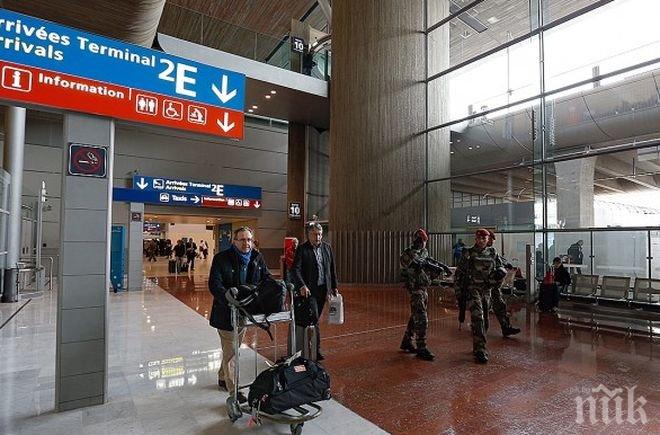 От последните минути! Евакуираха британски самолет на летище в Париж