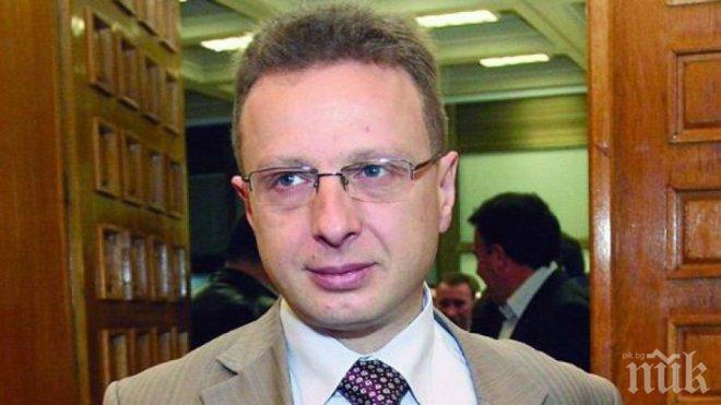 Бивш депутат от СДС иска оставката на Волгин от БНР