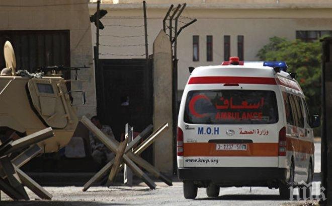 Инцидент! 18 работници са ранени, след като автобус се преобърна в Египет