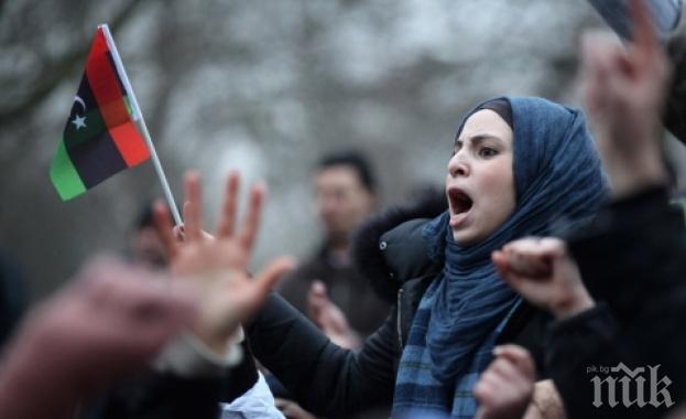 НОВИ ПРАВА! Жените в Тунис вече може да се омъжват и за немюсюлмани