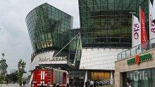 Лъжлив сигнал за бомба в Москва доведе до евакуация на три търговски центъра