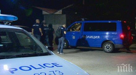 удар полицията арестуваха осем души среднощна операция софия