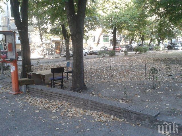 Разчистиха офиса на уличната проститутка в Пловдив