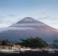 Евакуираха над 35 000 души заради вулкана на остров Бали