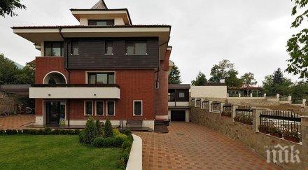 широки пръсти българинът тегли кредити лукс