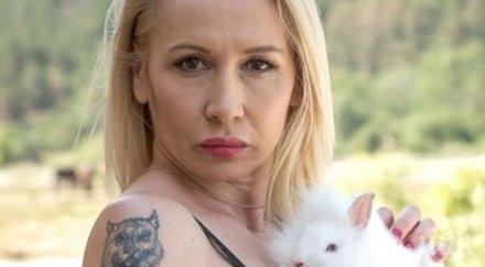 скандално чеченката фермата лъсна порно клип момиче горещи снимки