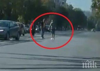 пик луд екшън софия бесни шофьори млатят яко оживен булевард видео