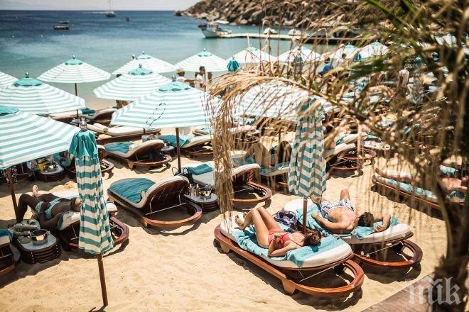 Отнеха лиценза на най-известния плаж на Миконос