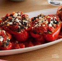 Пълнени чушки по гръцки