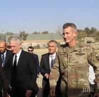 Талибани откриха огън по шефовете на НАТО и Пентагона