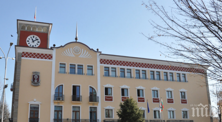 извънредно заваляха оставки ключови общинари хасково