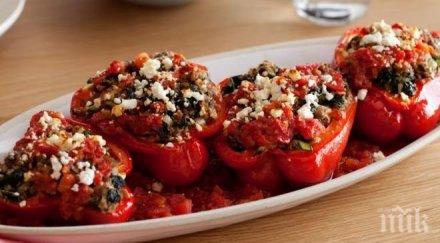 пълнени чушки гръцки