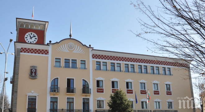 ИЗВЪНРЕДНО! Заваляха оставки на ключови общинари в Хасково