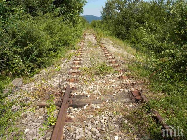 В Пловдив махат старо жп трасе, правят път