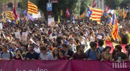 демонстрации баската автономия подкрепиха каталонския референдум