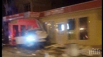 жестока катастрофа перник кола заби магазин