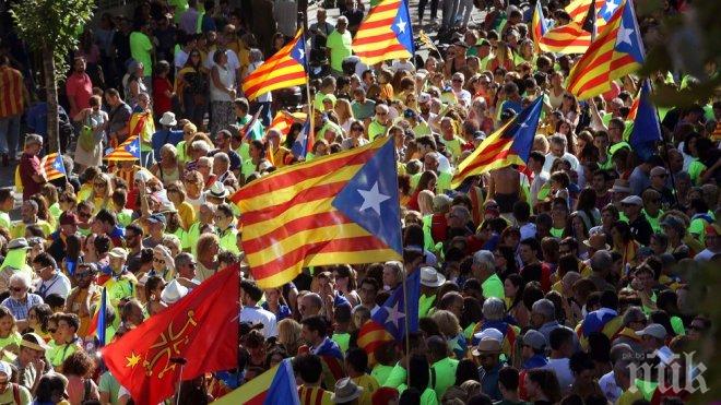 В Каталония засега се въздържат от обявяване на независимост