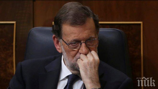 Кметът на Барселона поиска оставката на Мариано Рахой
