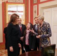 Десислава Радева със сдържан тоалет в Полша! Жената на президента се появи в черно от главата до петите (СНИМКИ)