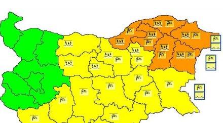 оранжев код обилни валежи силен вятър сила области страната