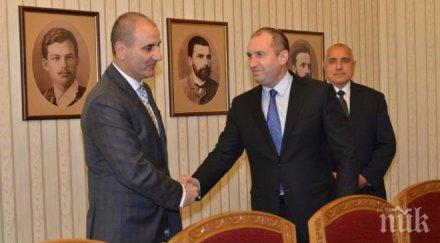 парламентарната трибуна цветанов извини радев