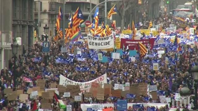 ОБРАТ! Над 350 хиляди души в Барселона искат единна Испания