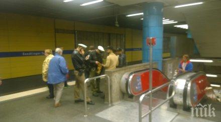 германия прошка бежанците проверяват постоянно снимки