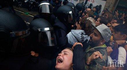 испанските власти действали без подитат каталунската полиция време референдума