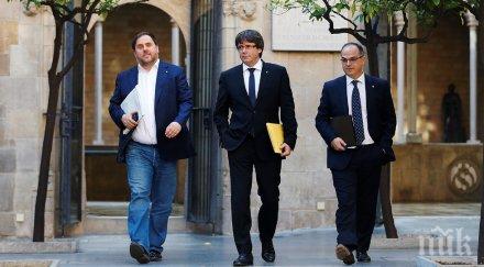 затвориха парка около парламента каталуня речта пучдемон