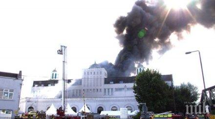 нападенията джамии великобритания удвоили една година