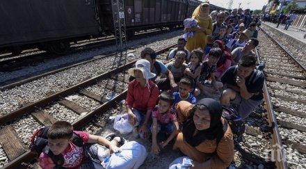 франция приеме следващите две години хил легални бежанци