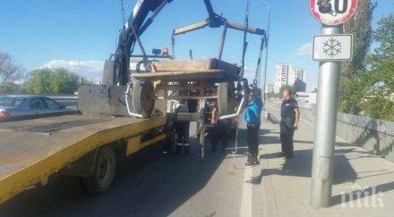 тотален хит пловдив паяк вдигна каруца снимки