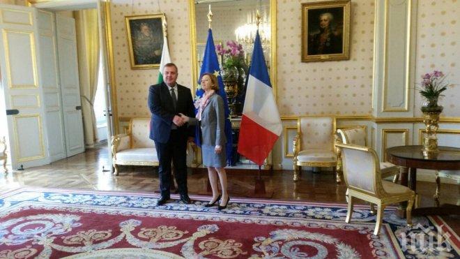 Красимир Каракачанов запозна френския военен министър Флоранс Парли с предизвикателствата на Балканите  