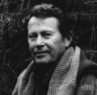 Почина носителят на „Пулицър“ Ричард Уилбър