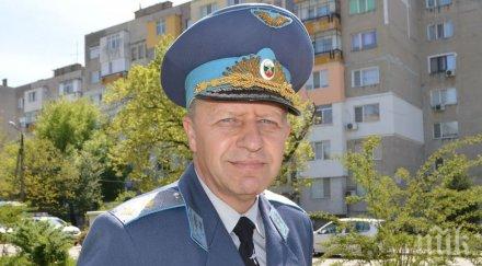 висш наш генерал хвърли бомба навръх празника пилотите ввс чувстват обидени разочаровани