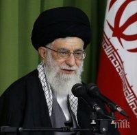 Аятолах Али Хаменей заяви, че Иран ще „разкъса“ ядреното споразумение, ако САЩ се оттеглят от него
