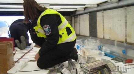 митничарите удариха незаконен износ цигари западна европа скрили 3000 кутии хладилници снимки