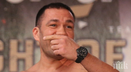 кобрата остава официален претендент титлата тежка категория