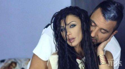 емануела блесна коледна елхички чизми камъни сваровски снимка