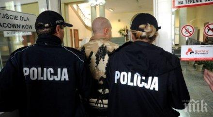 зверство eдин убит осем ранени атака нож полски мол